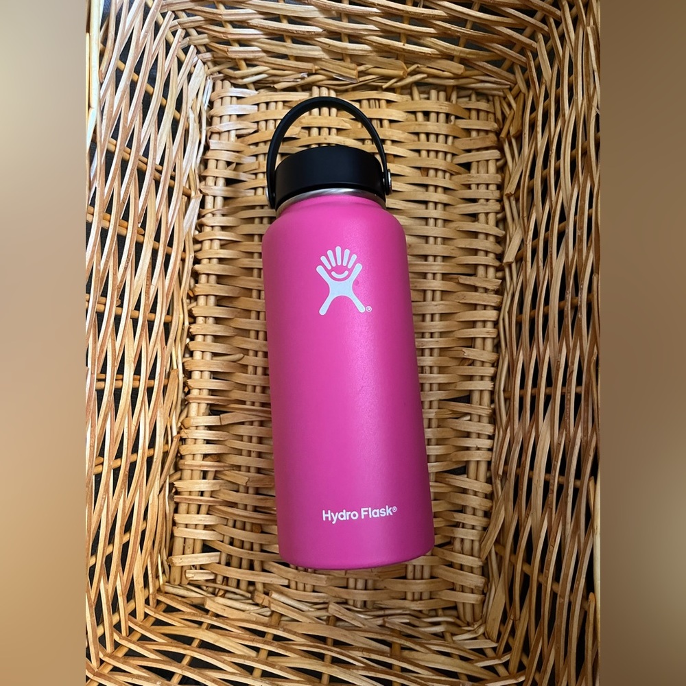 Hydro flask - Picture 2 of 2